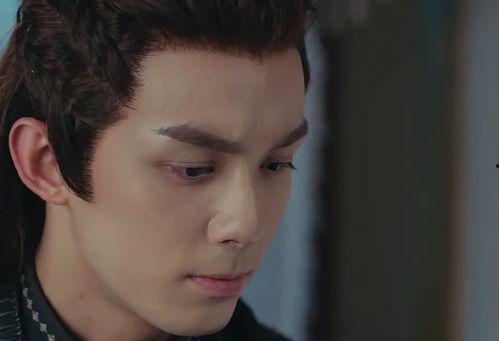 她不是敌人,非敌非友，一段错综复杂的情感纠葛